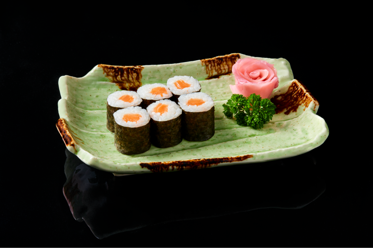 Maki sushi tại Ari Sushi